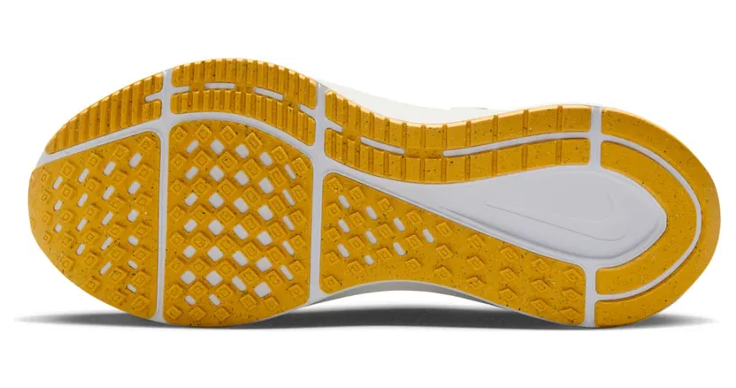 nike-structure DJ7883-110