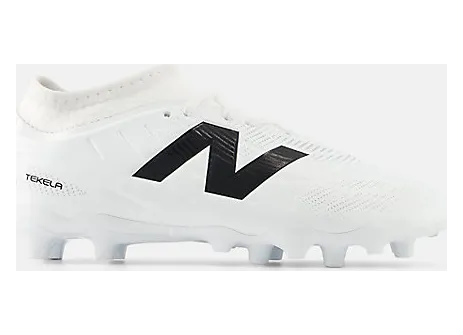 New Balance Tekela Team Low Laced FG V5 Black White Silver (SJT3FWG5)