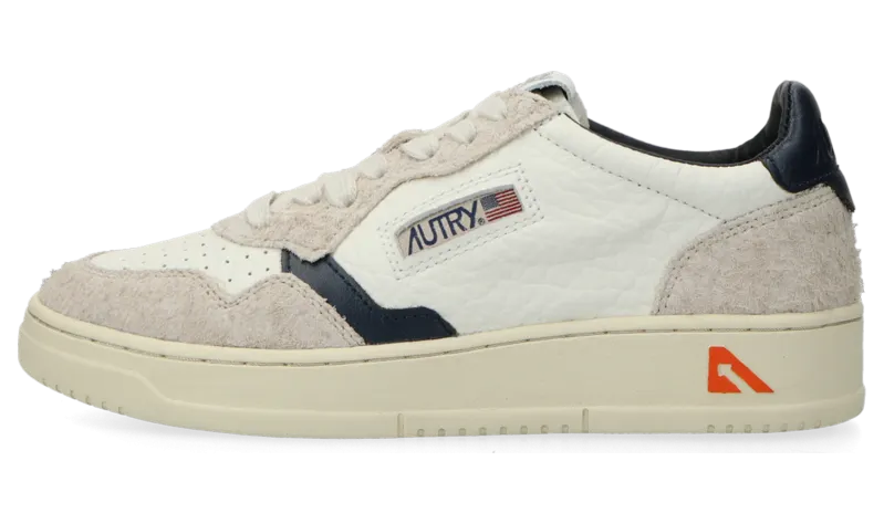 Autry Medalist Low W (hair / ele white / sand) – AULWHE02