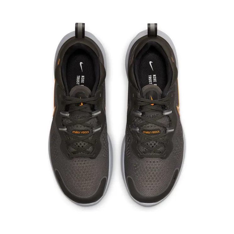 nike-react CW7121-200
