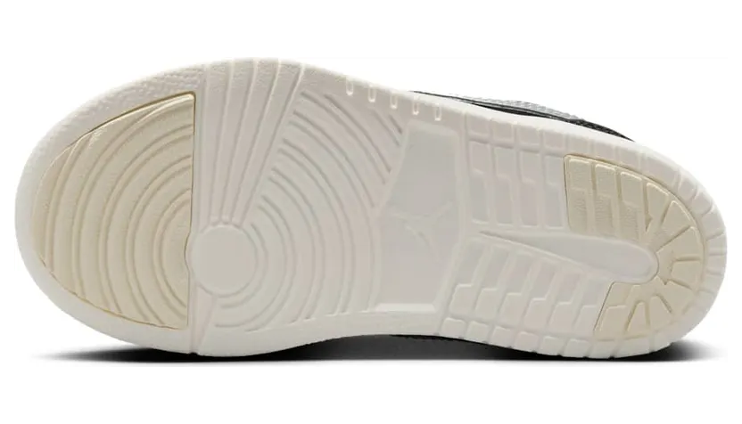 air-jordan-1 FZ3920-001