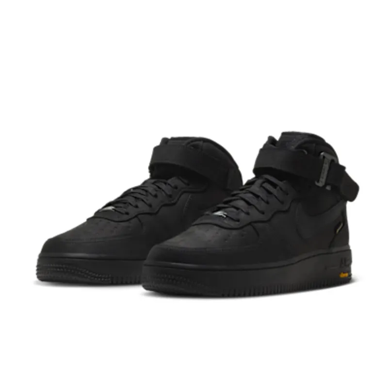 De Air Force 1 Mid krijgt weer Gore-Tex en Vibram, en deze keer een gesp (5)