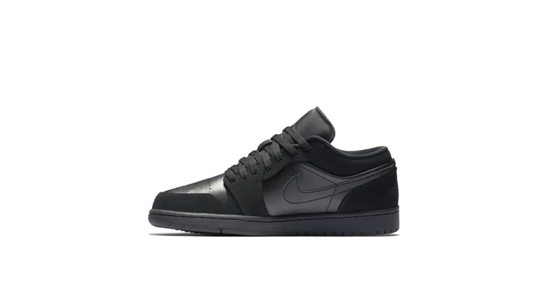 Jordan 1 Retro Low Triple Black Black/Black/Black (553558-025)