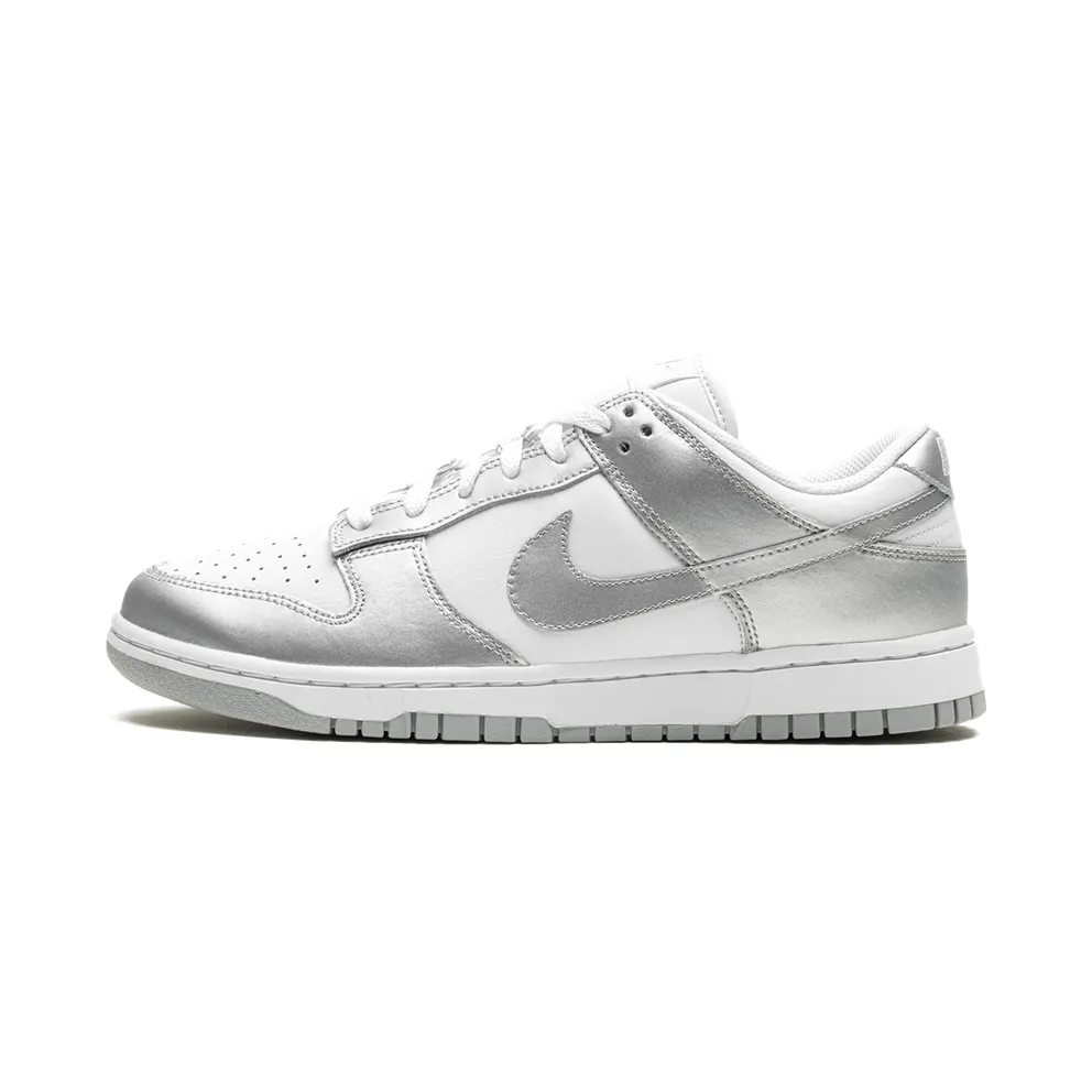 Nike DUNK LOW “Metallic Silver” (FV1311-100)