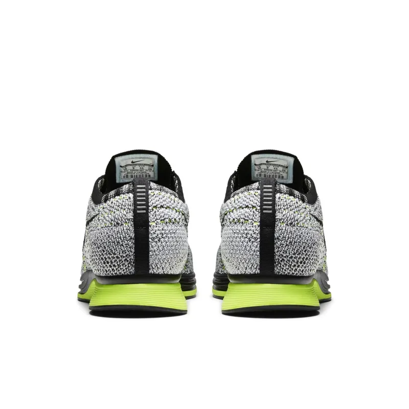 Nike Flynit Racer Oreo Volt Black/White-Volt (526628-007)