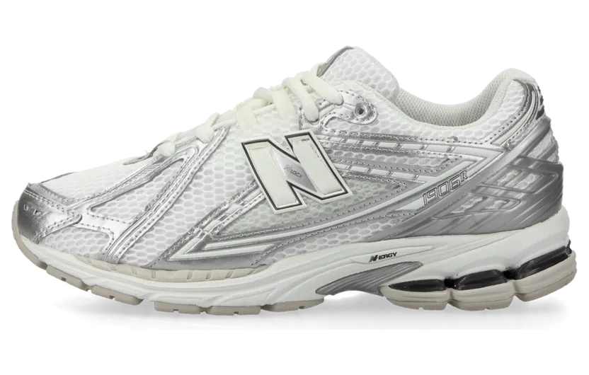 New Balance 1906 “Silver Metallic”: de Y2K-sweet-spot