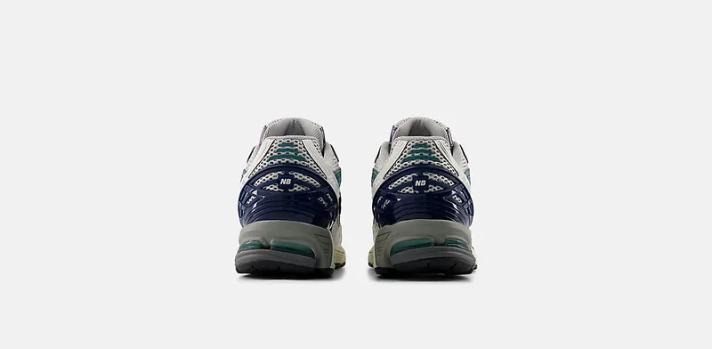 New Balance 1906R “Silver Metallic / Deep Ocean” (U1906ND)