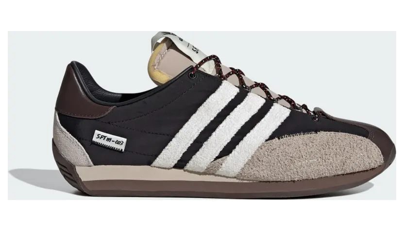adidas Country OG Low Trainers Core Black / Core White / Wonder Beige (ID3546)