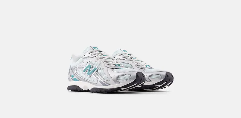 New Balance 204L Light Silver Metallic (U204L7A8)
