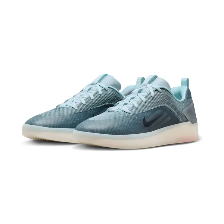 nike-zoom FQ1273-400