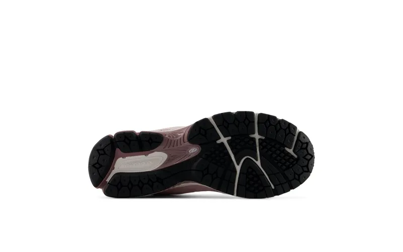 New Balance 2002R Pink Chalk (U2002-6CU)