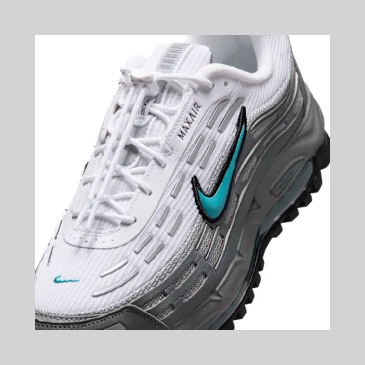 nike-air-max IO3037-100