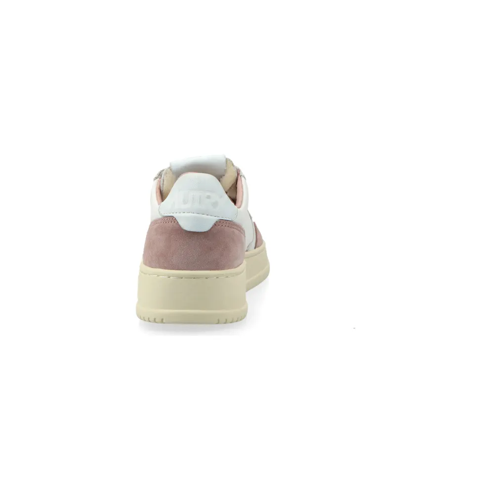 Autry Medalist Low W (goat / suede / white / nude) – AULWGS28