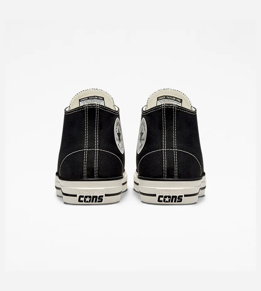 converse-chuck-taylor-all-star A02136C