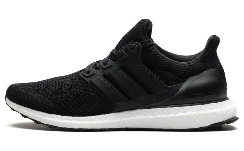 adidas Ultraboost 1.0 Core Black / chalk white / Beam Green (HQ4201)