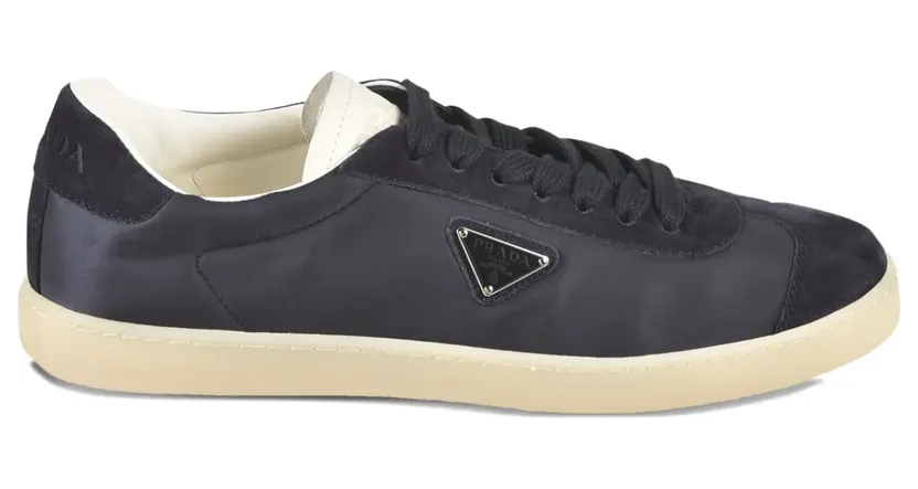 Prada Sneakers mit Wildledereinsätzen – Blau (2EE394D7C)