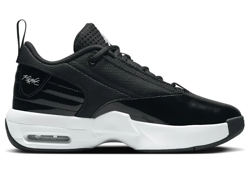 air-jordan-max-aura FQ8297-010