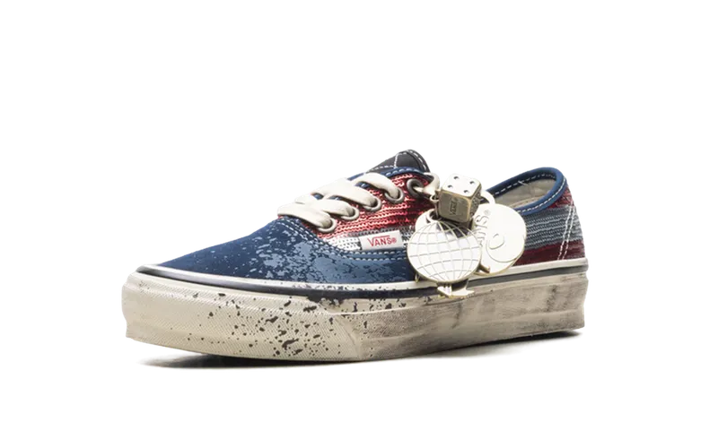 Vans Authentic Premium “La Habana – Red / Navy” (VN000DB8Z11)