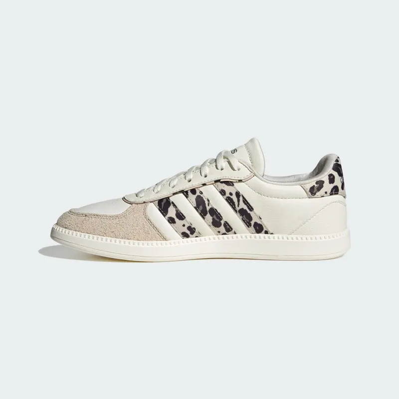 Adidas BREAKNET SLEEK Shoes Core White / Crystal Linen / Khaki Six (KI2639)