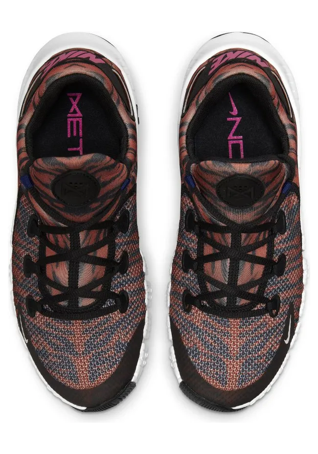 nike-free DJ8655-018