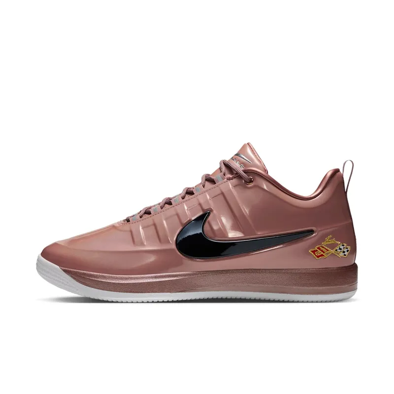 Chevrolet x Nike Book 2 – Sanddrift “Metallic Red Bronze / Sail / Metallic Silver / Black” (IO9841-900)