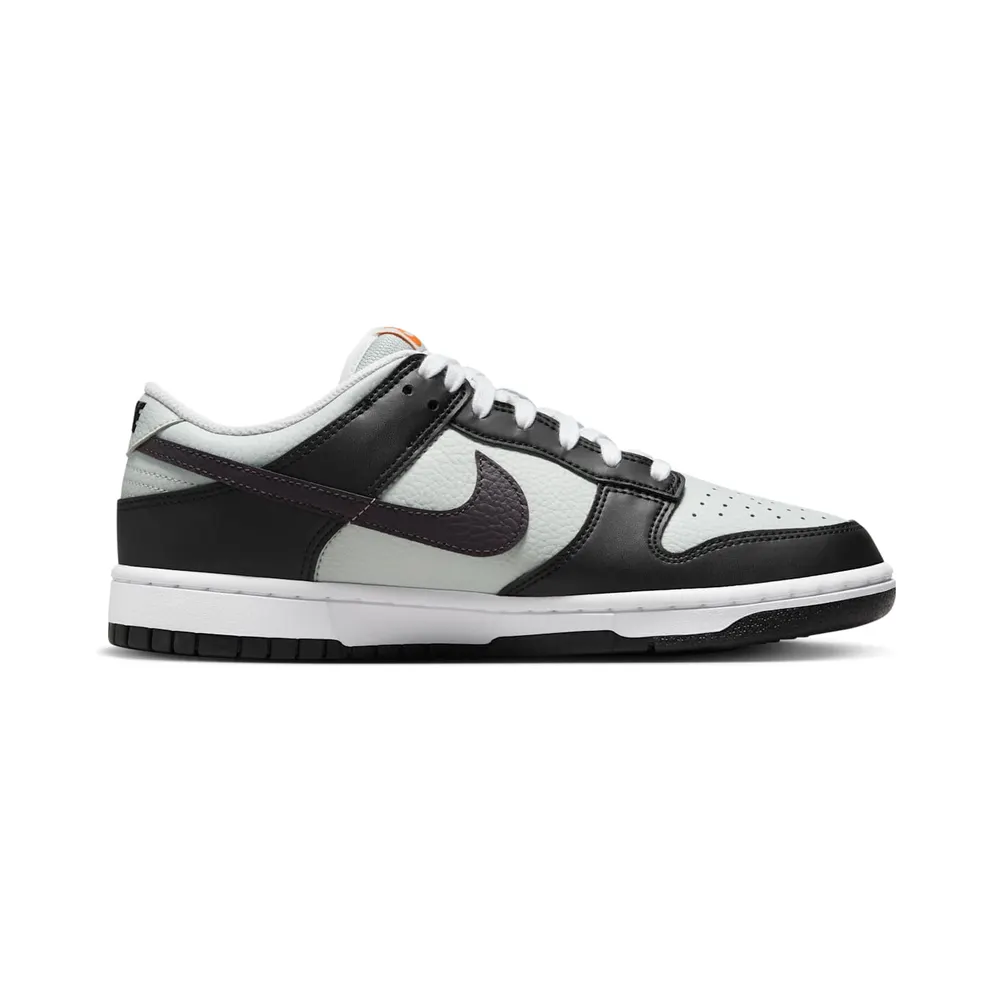 Nike Dunk Low “Black/Total Orange” (FN7808-001)