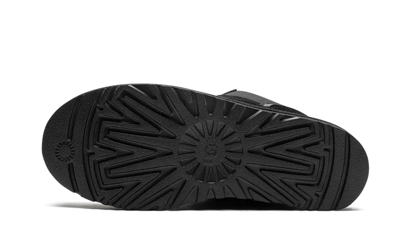 Ugg Lowmel “Black” (1170750-BLK)