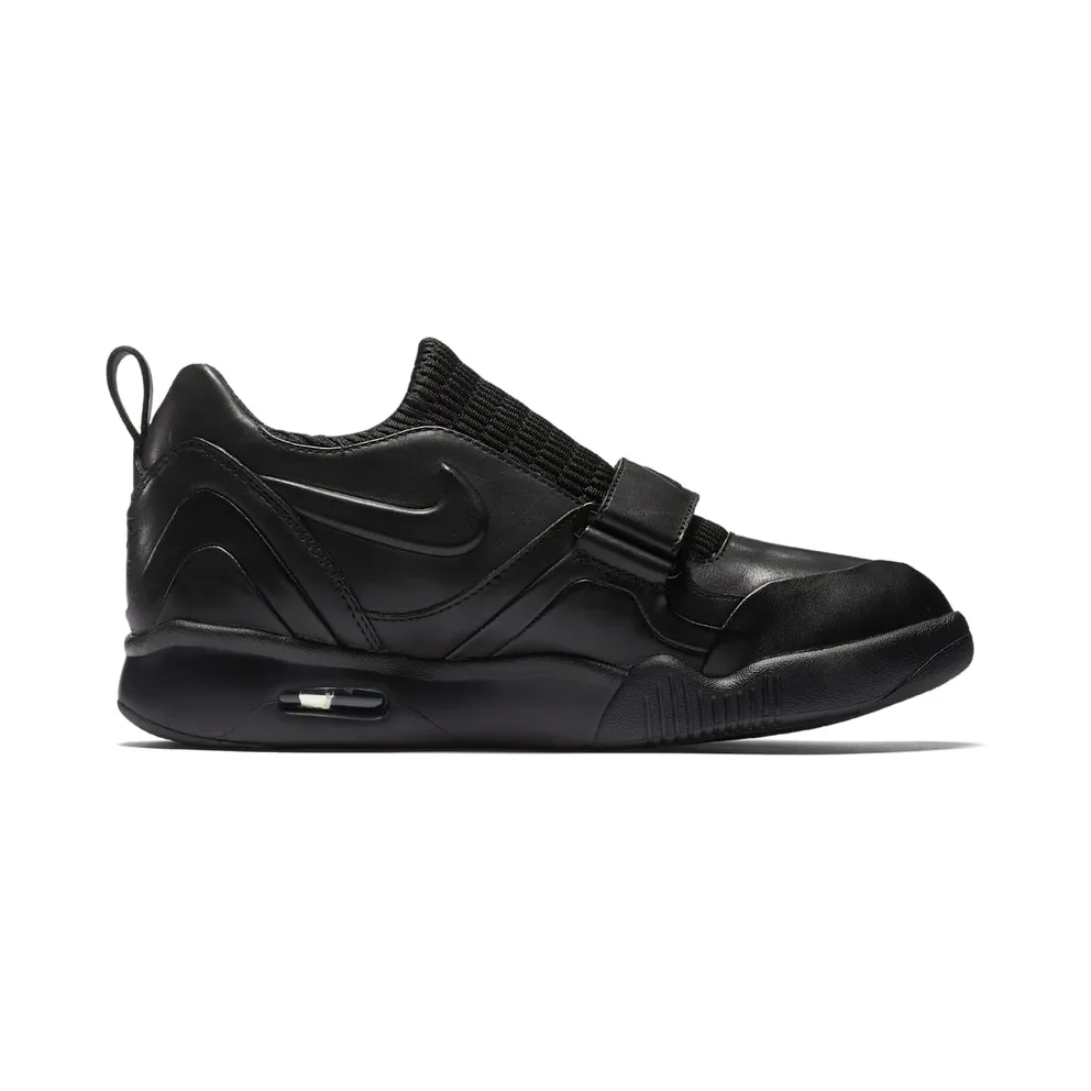 Nike Air Tech Challenge XVII “Black / Anthracite” (881006-001)