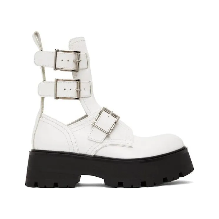 Alexander McQueen Buckle Fastening Ankle Boots White Black (700078WIC639359)