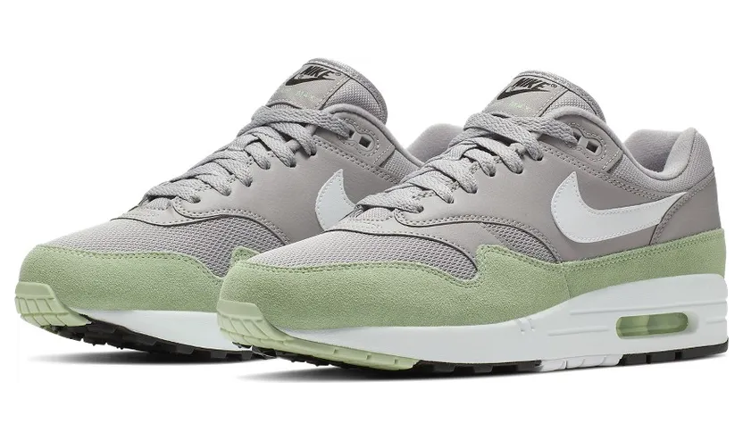 nike-air-max AH8145-015