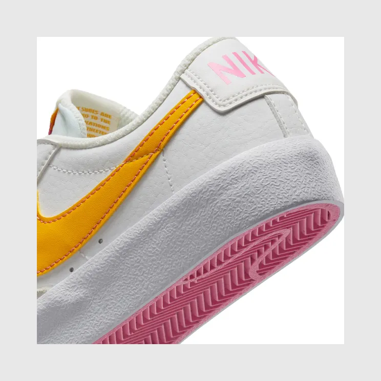 nike-blazer DA4074-123