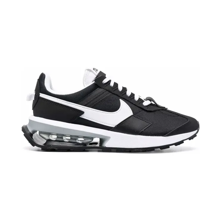 Nike Air Max low-top “Black” (DC4025)