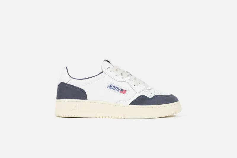 Autry Medalist Low FT22 “White/Denim Blue” (AUL-FT22-WHTDEN)