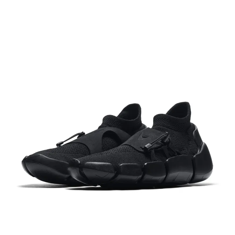 Nike Footscape Flyknit DM Triple Black Black/Black-Black (AO2611-003)
