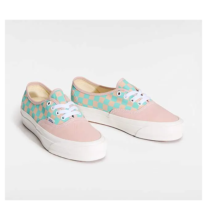 vans-checkerboard VN000EBNO3N
