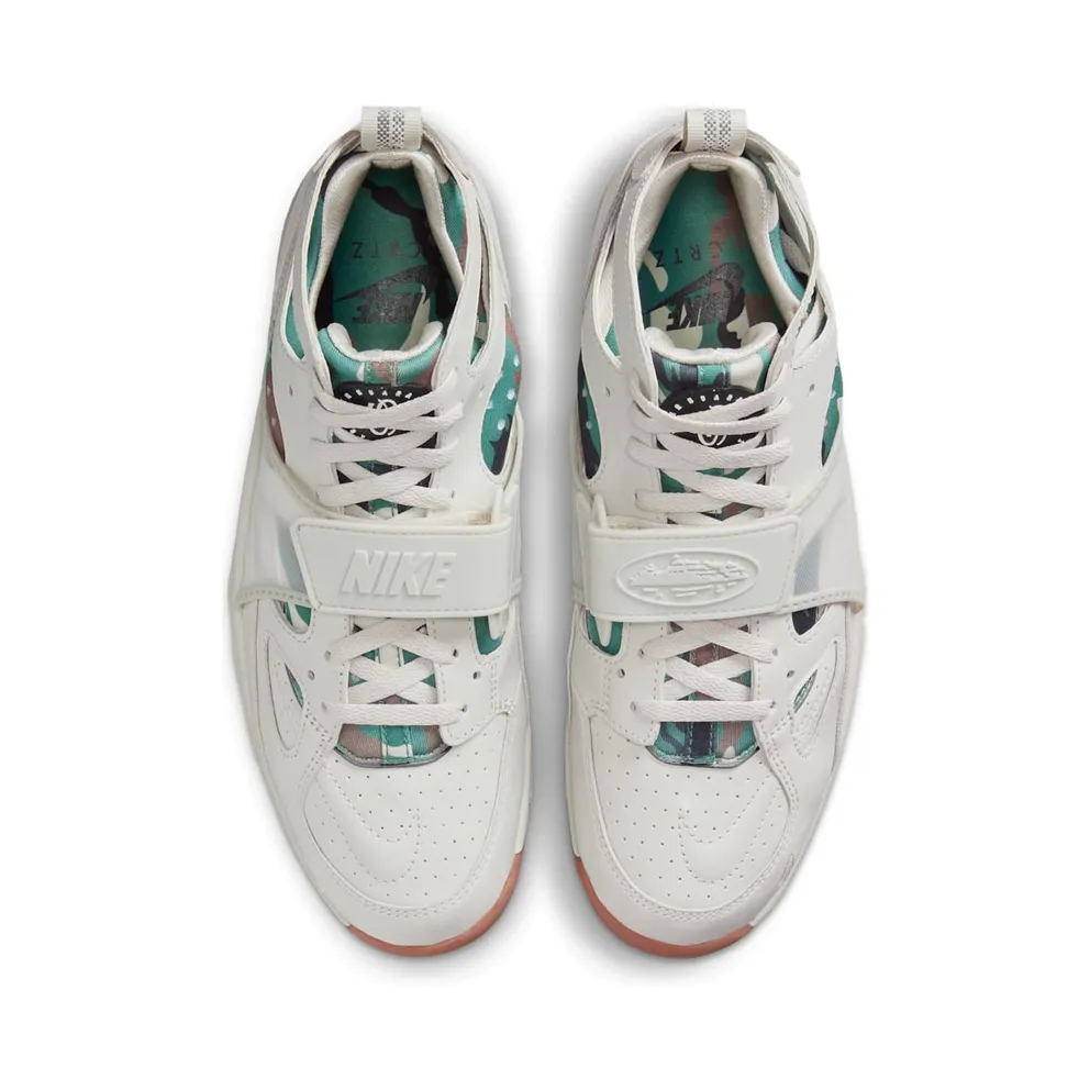 Nike Trainer Huarache “Corteiz – Light Bone” (FQ8793-002)
