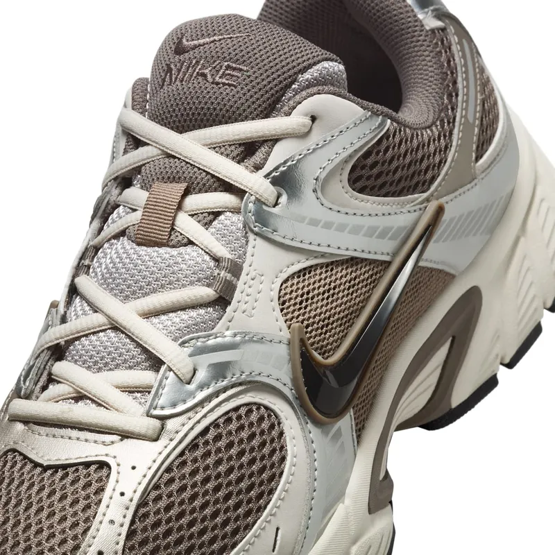 Nike V5 RNR “Cave Stone / Black” (HJ5228-200)