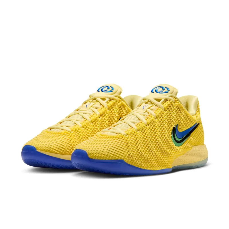 Nike Caitlin 1 “Warning Code” (IH7423-700): de gele Caitlin dropt 1 oktober naast de blauwe (5)