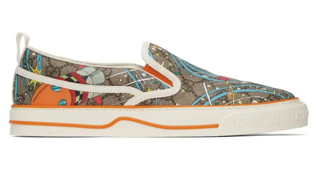 Gucci Beige Disney Edition GG Supreme Gucci Tennis 1977 Donald Duck Sneakers (647951 2M120)