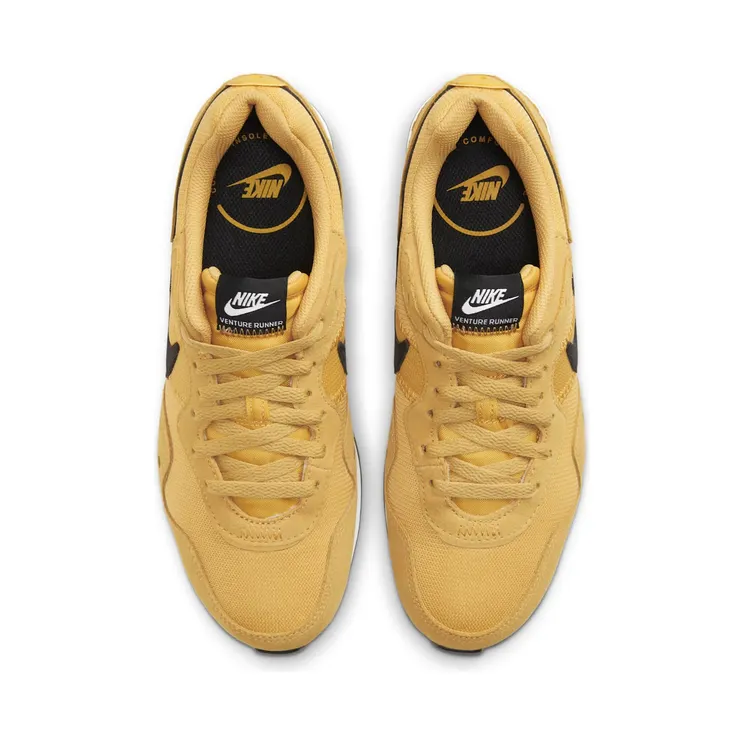 nike-venture-runner CK2948-700