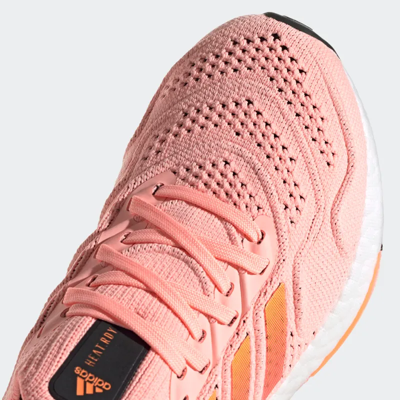 adidas Ultraboost 22 HEAT.RDY Light Flash Orange / Flash Orange / Turbo (GX8037)