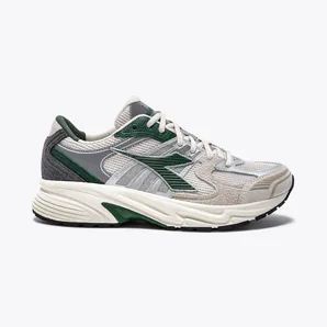 Diadora Mythos – “Light Grey Metallic” (501.181239_C4774)