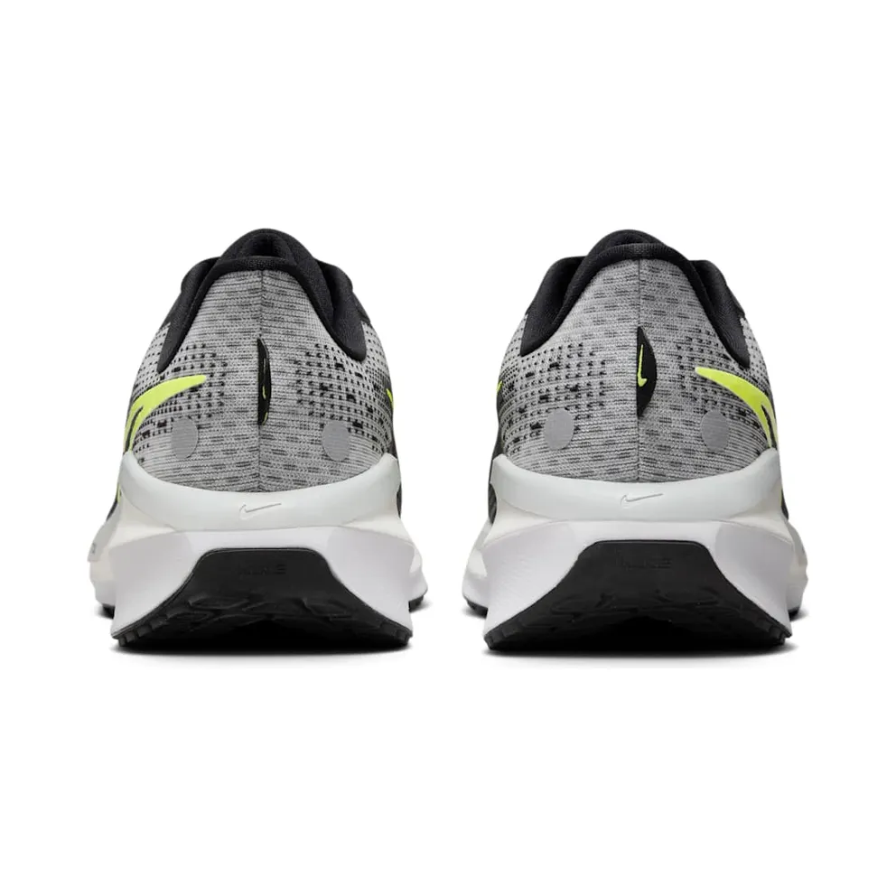 Nike Vomero 17 “Black Light Smoke Grey Volt” (FB1309-001)