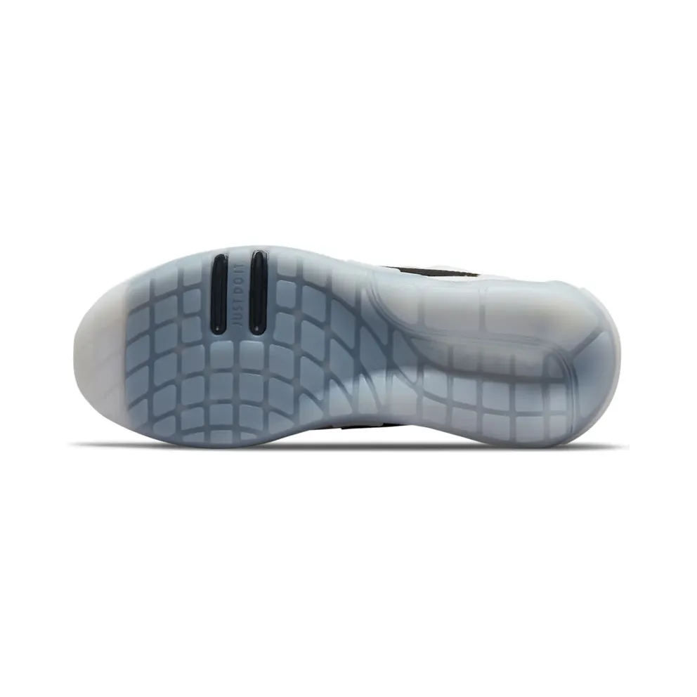 Nike Air Max Motif Older Kids’ White 50% Sustainable Materials (DH9388-100)