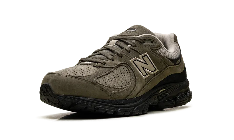 New Balance 2002R “Olive Green Black” (M2002RCF)