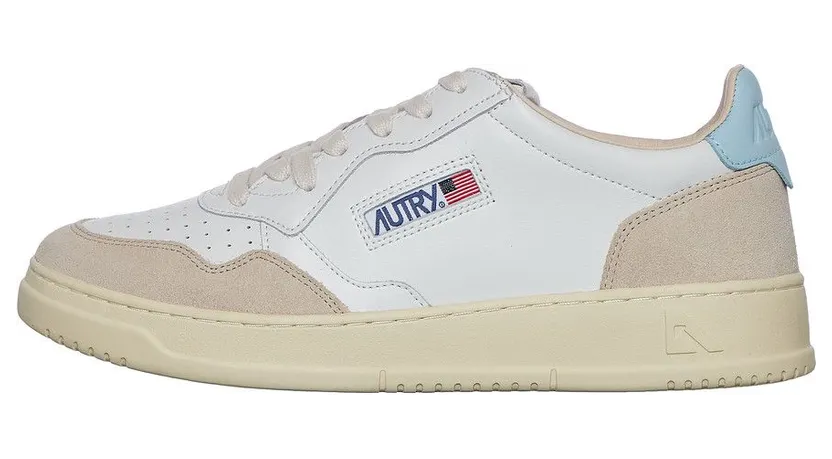 Autry Medalist Low White / St Blue (AULMLS69)