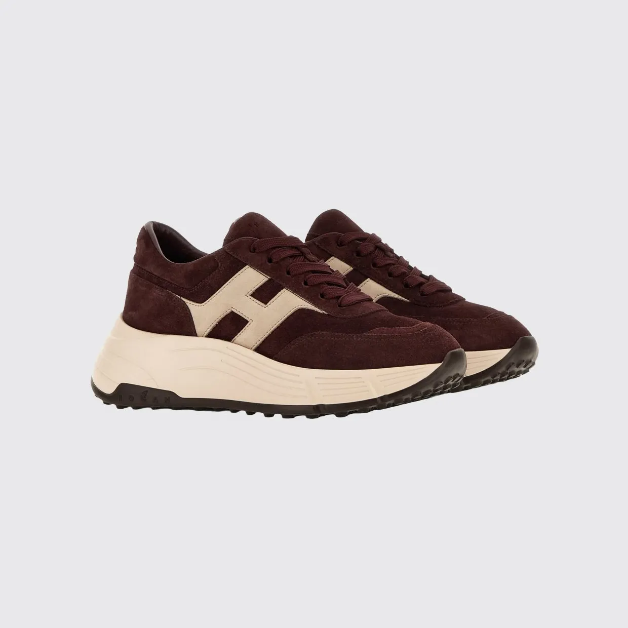 Hogan H669 Sneakers in Calfskin and Suede with Chunky Sole Burgundy (HXW6690FR30U5W0CP3)