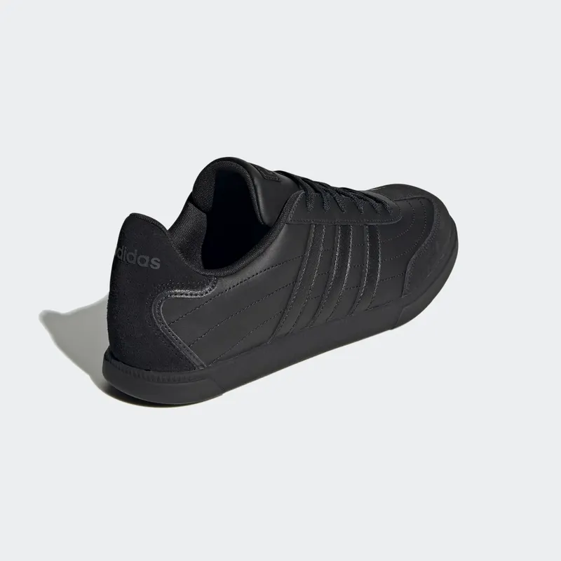 Adidas Okosu Core Black / Core Black / Cloud White (H02041)