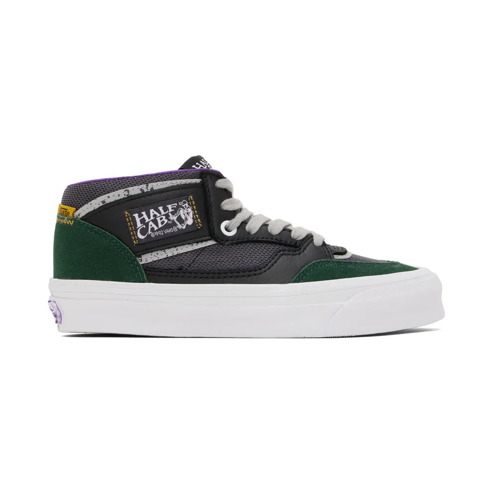 Vans Black Half Cab Sneakers (VN0A5HTJBDT1)