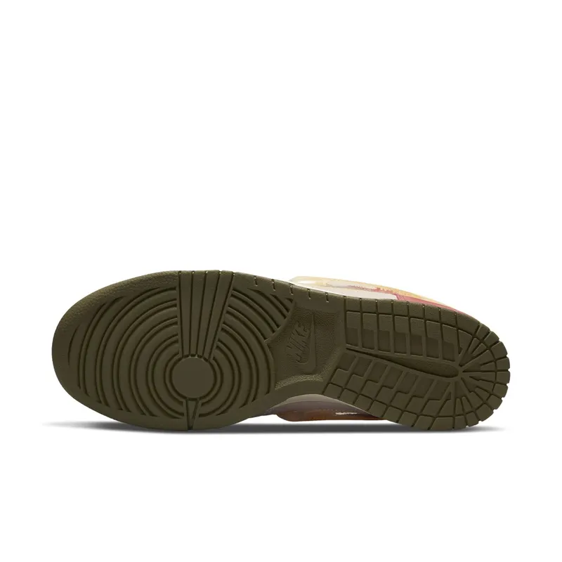 Nike x Social Status Free Lunch Dunk Mid Strawberry Milk (DJ1173-600)